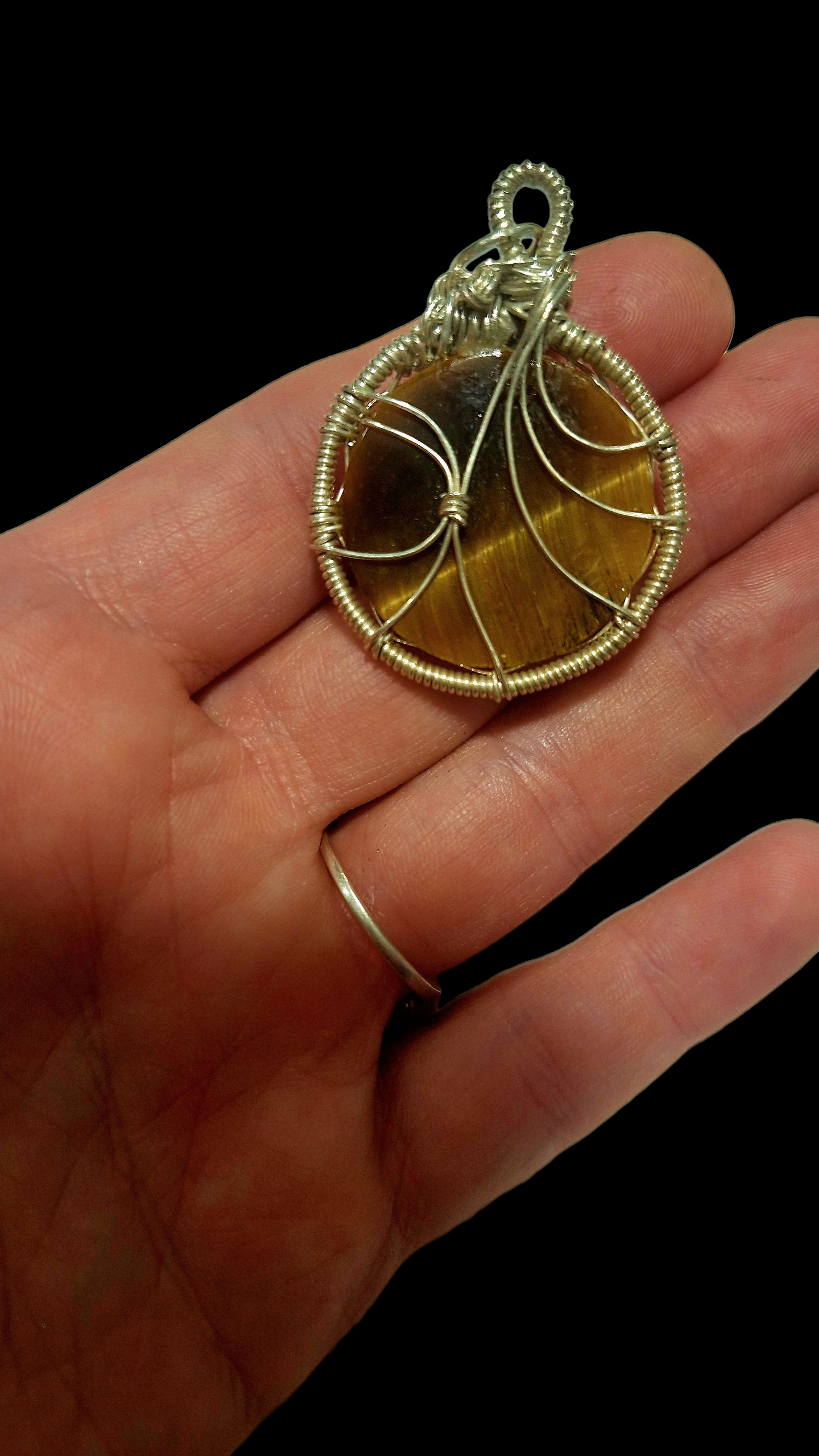 Round Tiger's Eye