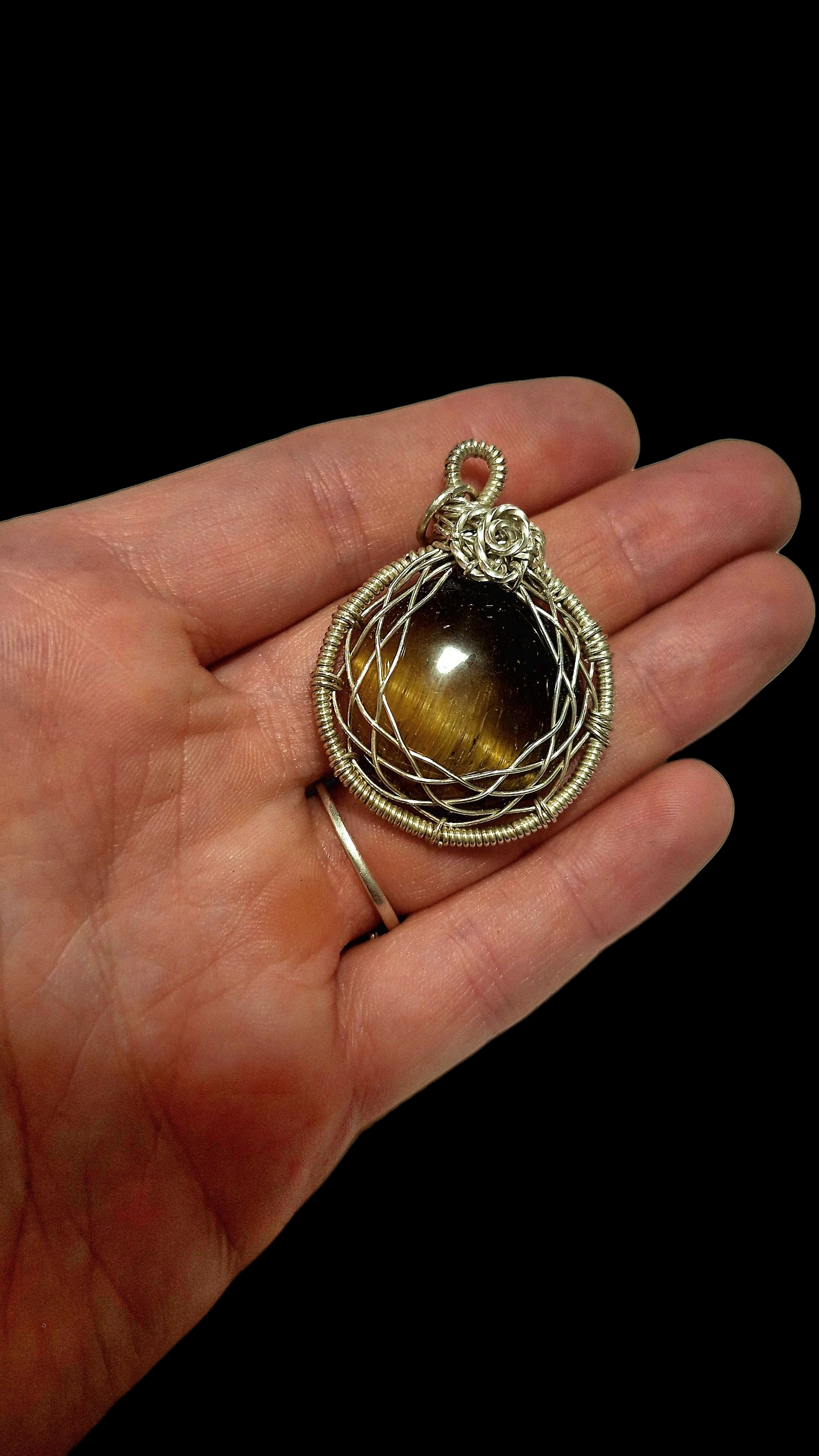 Round Tiger's Eye
